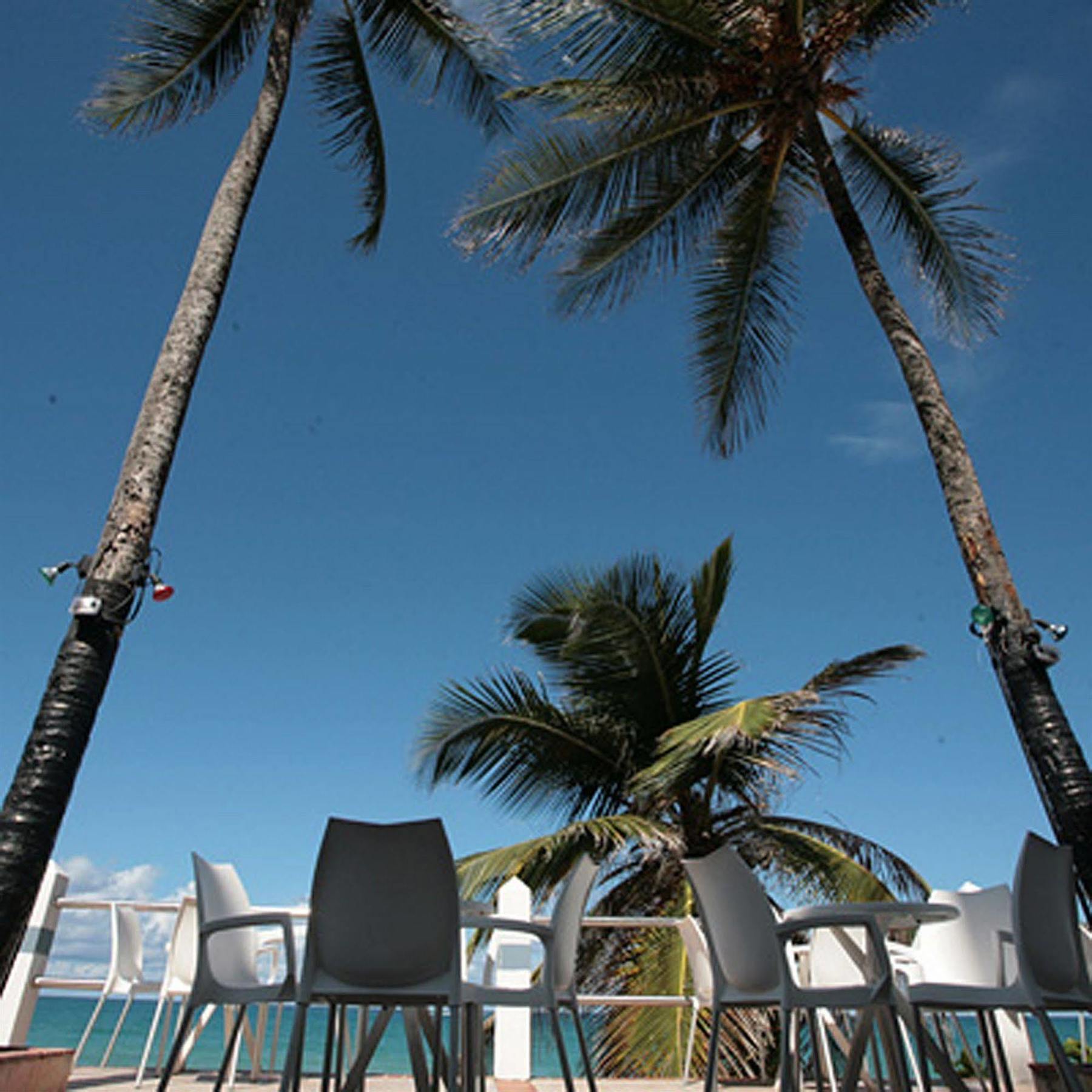 The Tryst Beachfront Hotel San Juan Nhà hàng bức ảnh